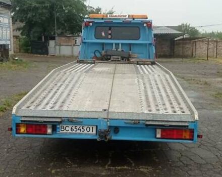Синий Мерседес Sprinter, объемом двигателя 2.7 л и пробегом 326 тыс. км за 22000 $, фото 4 на Automoto.ua
