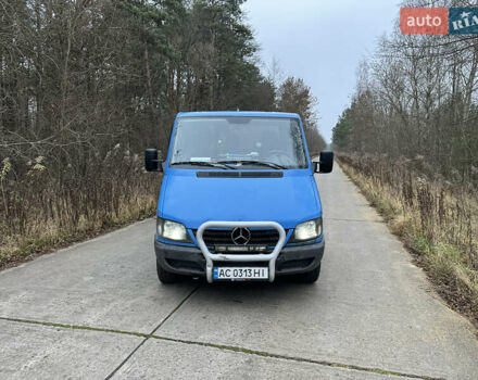Синий Мерседес Sprinter, объемом двигателя 2.15 л и пробегом 754 тыс. км за 10500 $, фото 1 на Automoto.ua