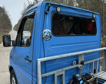 Синий Мерседес Sprinter, объемом двигателя 2.15 л и пробегом 754 тыс. км за 10500 $, фото 6 на Automoto.ua
