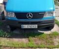 Синий Мерседес Sprinter, объемом двигателя 2.9 л и пробегом 435 тыс. км за 14800 $, фото 1 на Automoto.ua