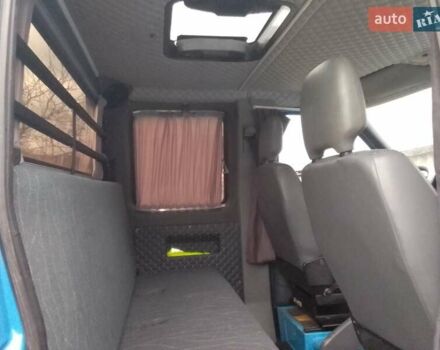 Синий Мерседес Sprinter, объемом двигателя 2.2 л и пробегом 251 тыс. км за 15900 $, фото 19 на Automoto.ua