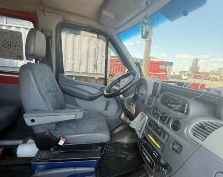 Синий Мерседес Sprinter, объемом двигателя 2.69 л и пробегом 600 тыс. км за 18500 $, фото 7 на Automoto.ua