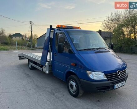Синий Мерседес Sprinter, объемом двигателя 2.15 л и пробегом 592 тыс. км за 17700 $, фото 5 на Automoto.ua