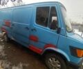 Синій Мерседес Sprinter, об'ємом двигуна 2.4 л та пробігом 300 тис. км за 1500 $, фото 3 на Automoto.ua