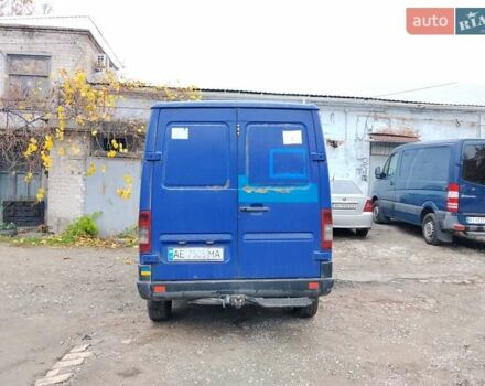 Синий Мерседес Sprinter, объемом двигателя 3 л и пробегом 125 тыс. км за 4500 $, фото 1 на Automoto.ua