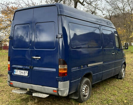 Синий Мерседес Sprinter, объемом двигателя 2.87 л и пробегом 600 тыс. км за 5950 $, фото 4 на Automoto.ua