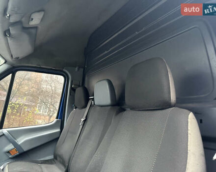 Синий Мерседес Sprinter, объемом двигателя 2.87 л и пробегом 620 тыс. км за 5999 $, фото 4 на Automoto.ua