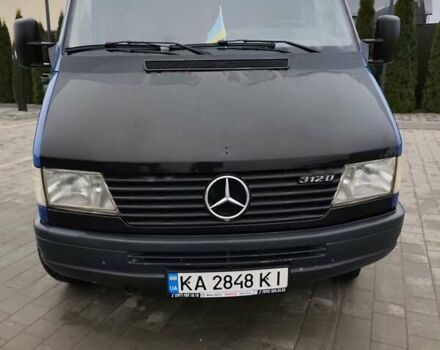 Синий Мерседес Sprinter, объемом двигателя 2.9 л и пробегом 497 тыс. км за 6890 $, фото 1 на Automoto.ua