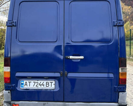 Синий Мерседес Sprinter, объемом двигателя 2.87 л и пробегом 600 тыс. км за 5950 $, фото 8 на Automoto.ua