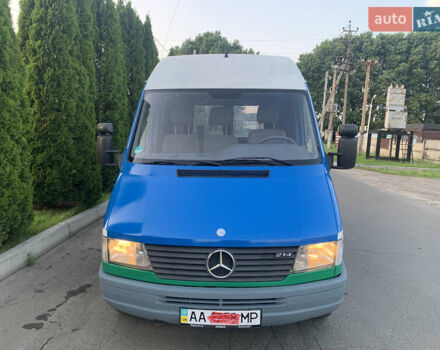 Синий Мерседес Sprinter, объемом двигателя 2.3 л и пробегом 2 тыс. км за 6500 $, фото 9 на Automoto.ua