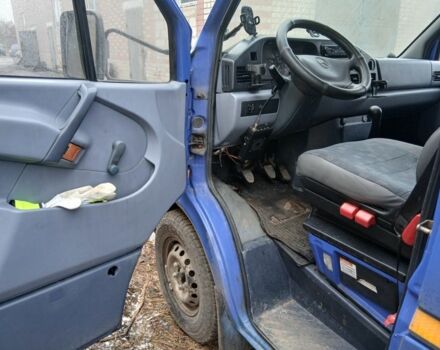 Синий Мерседес Sprinter, объемом двигателя 2.9 л и пробегом 500 тыс. км за 6300 $, фото 7 на Automoto.ua
