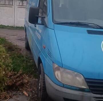 Синій Мерседес Sprinter, об'ємом двигуна 2.2 л та пробігом 331 тис. км за 3950 $, фото 1 на Automoto.ua