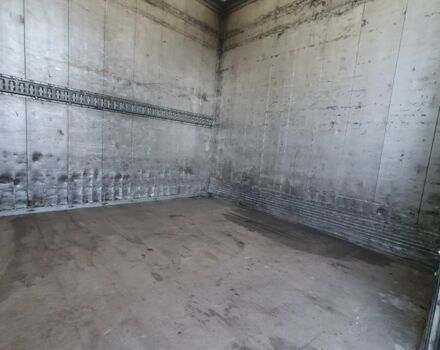 Синий Мерседес Sprinter, объемом двигателя 2 л и пробегом 348 тыс. км за 4200 $, фото 4 на Automoto.ua