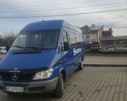 Синий Мерседес Sprinter, объемом двигателя 2.1 л и пробегом 250 тыс. км за 8800 $, фото 5 на Automoto.ua