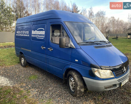 Синий Мерседес Sprinter, объемом двигателя 2.2 л и пробегом 368 тыс. км за 8500 $, фото 2 на Automoto.ua
