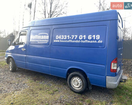 Синий Мерседес Sprinter, объемом двигателя 2.2 л и пробегом 368 тыс. км за 8500 $, фото 4 на Automoto.ua