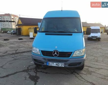 Синий Мерседес Sprinter, объемом двигателя 0 л и пробегом 228 тыс. км за 17500 $, фото 1 на Automoto.ua