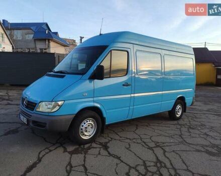 Синий Мерседес Sprinter, объемом двигателя 0 л и пробегом 228 тыс. км за 17500 $, фото 19 на Automoto.ua