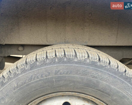 Синий Мерседес Sprinter, объемом двигателя 2.15 л и пробегом 670 тыс. км за 6000 $, фото 10 на Automoto.ua