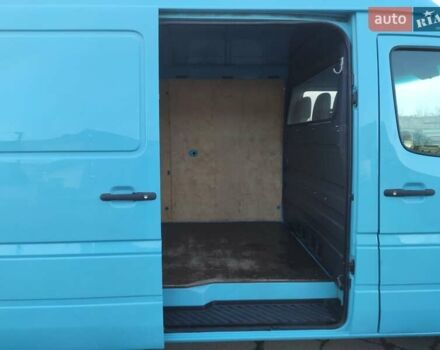Синий Мерседес Sprinter, объемом двигателя 0 л и пробегом 228 тыс. км за 17500 $, фото 26 на Automoto.ua