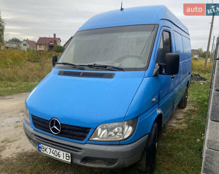 Синій Мерседес Sprinter, об'ємом двигуна 2.15 л та пробігом 650 тис. км за 5699 $, фото 1 на Automoto.ua