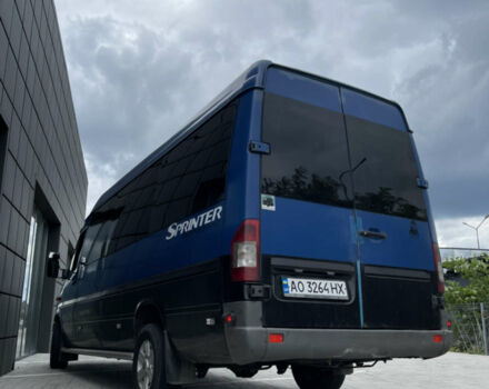 Синий Мерседес Sprinter, объемом двигателя 2.69 л и пробегом 380 тыс. км за 9800 $, фото 10 на Automoto.ua