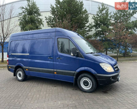 Синий Мерседес Sprinter, объемом двигателя 2.15 л и пробегом 560 тыс. км за 11999 $, фото 2 на Automoto.ua