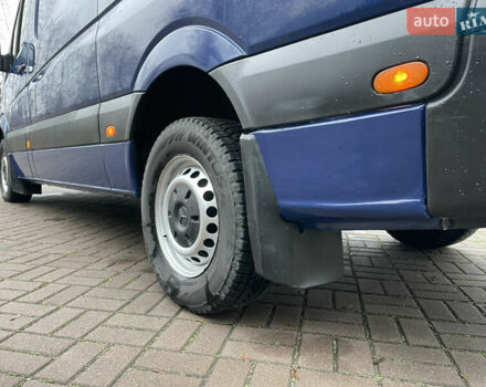 Синий Мерседес Sprinter, объемом двигателя 2.15 л и пробегом 560 тыс. км за 11999 $, фото 21 на Automoto.ua