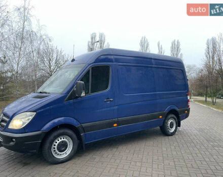 Синий Мерседес Sprinter, объемом двигателя 2.15 л и пробегом 560 тыс. км за 11999 $, фото 10 на Automoto.ua