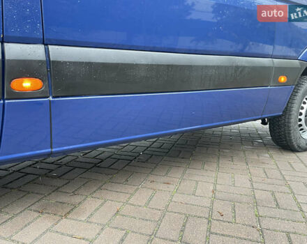 Синий Мерседес Sprinter, объемом двигателя 2.15 л и пробегом 560 тыс. км за 11999 $, фото 24 на Automoto.ua