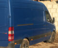 Синий Мерседес Sprinter, объемом двигателя 2.1 л и пробегом 302 тыс. км за 13300 $, фото 3 на Automoto.ua