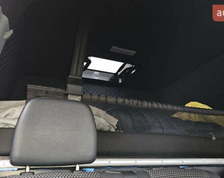 Синій Мерседес Sprinter, об'ємом двигуна 2.99 л та пробігом 445 тис. км за 28000 $, фото 9 на Automoto.ua