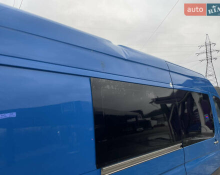 Синий Мерседес Sprinter, объемом двигателя 2.15 л и пробегом 444 тыс. км за 10999 $, фото 13 на Automoto.ua