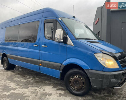 Синий Мерседес Sprinter, объемом двигателя 2.15 л и пробегом 444 тыс. км за 10999 $, фото 18 на Automoto.ua