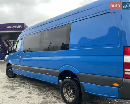 Синий Мерседес Sprinter, объемом двигателя 2.15 л и пробегом 444 тыс. км за 10999 $, фото 4 на Automoto.ua