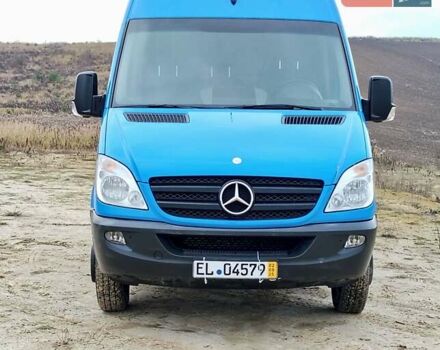 Синий Мерседес Sprinter, объемом двигателя 2.2 л и пробегом 363 тыс. км за 19300 $, фото 18 на Automoto.ua