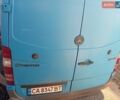 Синий Мерседес Sprinter, объемом двигателя 2.2 л и пробегом 400 тыс. км за 11500 $, фото 2 на Automoto.ua