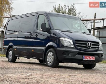 Синий Мерседес Sprinter, объемом двигателя 2.2 л и пробегом 310 тыс. км за 17500 $, фото 17 на Automoto.ua
