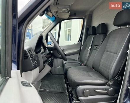 Синий Мерседес Sprinter, объемом двигателя 2.2 л и пробегом 310 тыс. км за 17500 $, фото 27 на Automoto.ua