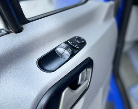 Синій Мерседес Sprinter, об'ємом двигуна 2.14 л та пробігом 495 тис. км за 19999 $, фото 37 на Automoto.ua