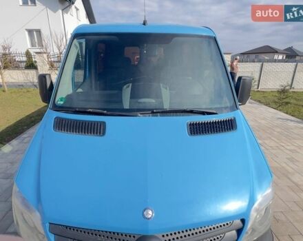 Синий Мерседес Sprinter, объемом двигателя 2.14 л и пробегом 342 тыс. км за 17500 $, фото 2 на Automoto.ua