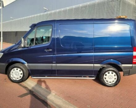 Синий Мерседес Sprinter, объемом двигателя 3 л и пробегом 72 тыс. км за 8200 $, фото 3 на Automoto.ua