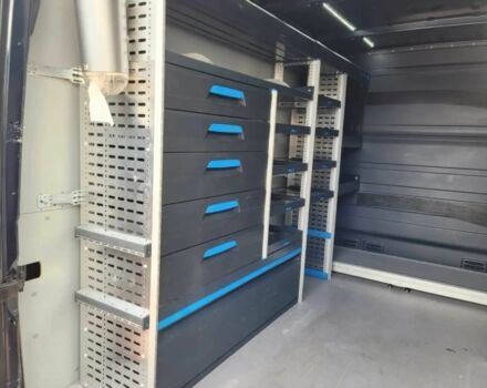 Синий Мерседес Sprinter, объемом двигателя 3 л и пробегом 72 тыс. км за 8200 $, фото 9 на Automoto.ua