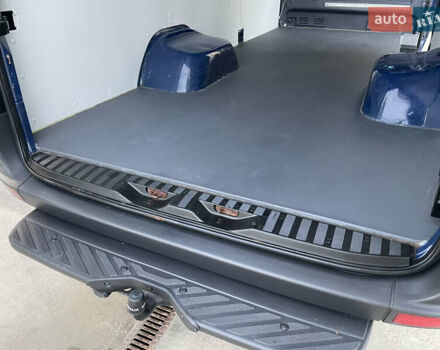 Синий Мерседес Sprinter, объемом двигателя 2.2 л и пробегом 257 тыс. км за 30500 $, фото 72 на Automoto.ua