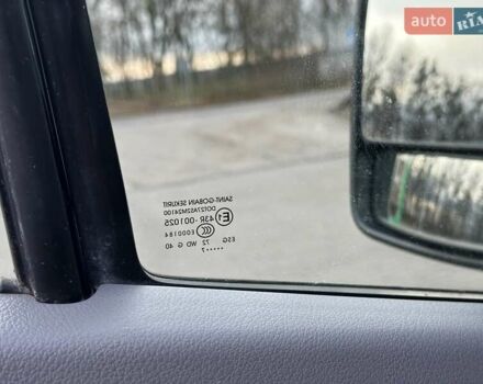 Синий Мерседес Sprinter, объемом двигателя 2.2 л и пробегом 320 тыс. км за 18900 $, фото 18 на Automoto.ua