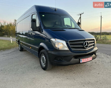 Синий Мерседес Sprinter, объемом двигателя 2.2 л и пробегом 350 тыс. км за 19900 $, фото 9 на Automoto.ua