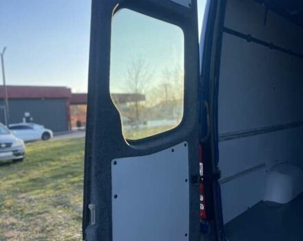 Синий Мерседес Sprinter, объемом двигателя 2.2 л и пробегом 360 тыс. км за 19800 $, фото 18 на Automoto.ua