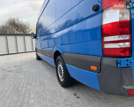 Синий Мерседес Sprinter, объемом двигателя 3 л и пробегом 267 тыс. км за 31750 $, фото 10 на Automoto.ua