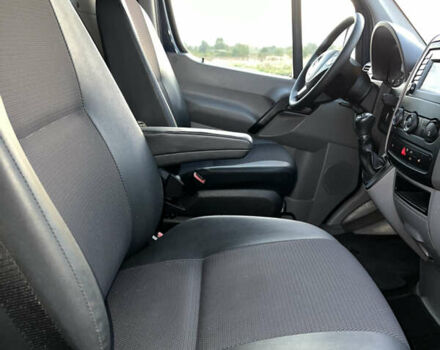 Синий Мерседес Sprinter, объемом двигателя 2.2 л и пробегом 350 тыс. км за 19900 $, фото 33 на Automoto.ua