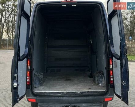 Синий Мерседес Sprinter, объемом двигателя 2.2 л и пробегом 320 тыс. км за 18900 $, фото 12 на Automoto.ua